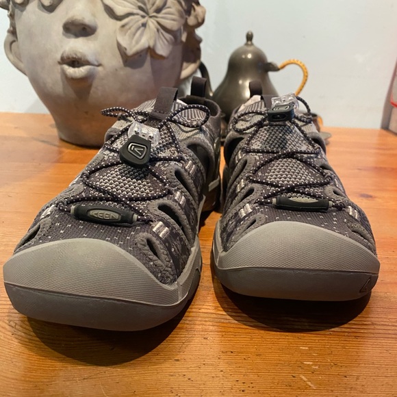 KEEN EVOFIT SHOES - Picture 5 of 11